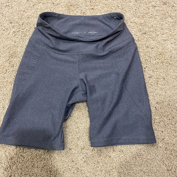 Old Navy Pants - Old navy active Gray Women's Shorts. High rise bike shorts. Womens size M